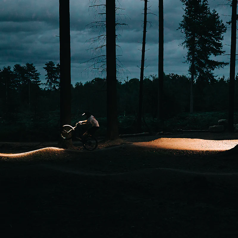 MONTEER 8000S GALAXY V2.0 Remote MTB Light - Image 3